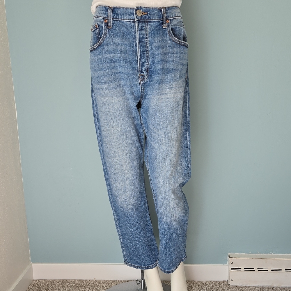 Aeropostale Medium Blue Straight Leg Women's Jeans